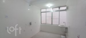 Image 3 - 887921