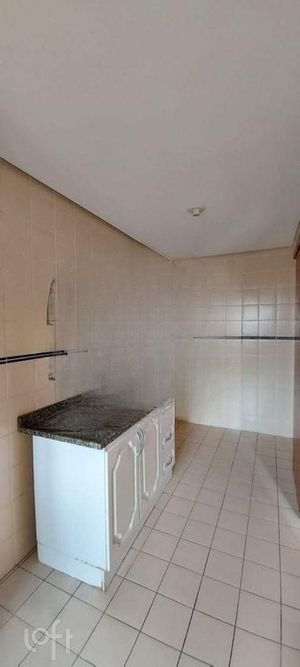Image 15 - 887925