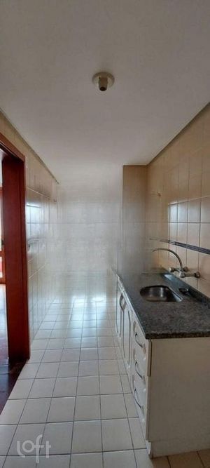 Image 13 - 887925