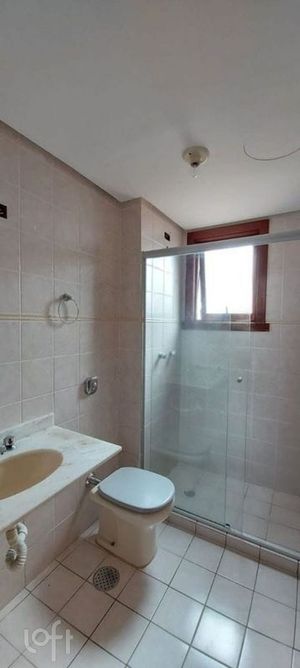Image 17 - 887925