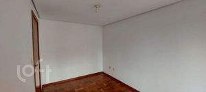Image 6 - 887925
