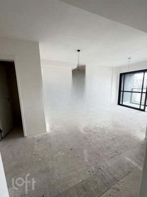 Image 21 - 887931