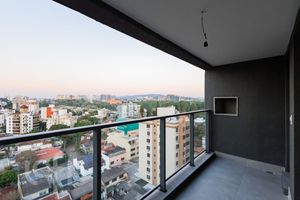 Image 12 - 887931
