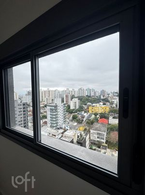Image 15 - 887931
