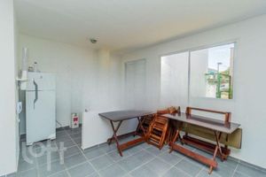 Image 12 - 887939