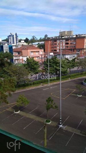 Image 13 - 887941
