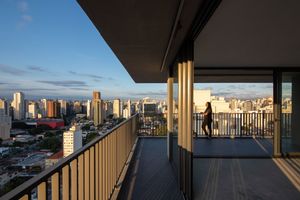 Image 17 - 887954