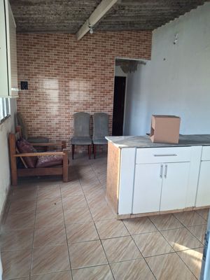 Image 12 - 887962
