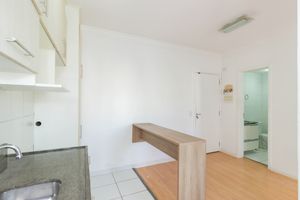 Image 11 - 887963