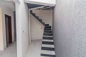 Image 5 - 887967