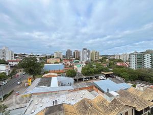 Image 33 - 887972