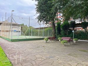 Image 6 - 887972