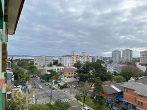 Image 35 - 887972