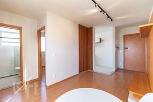 Image 2 - 887976