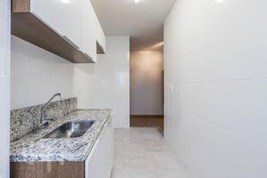 Image 32 - 887976
