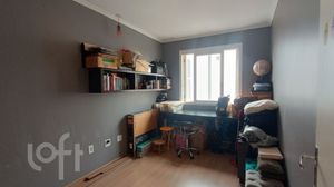 Image 19 - 887977