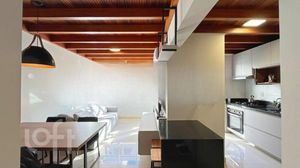 Image 9 - 887982