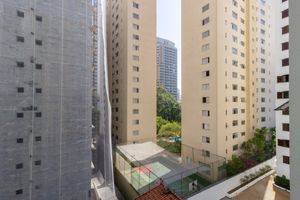 Image 3 - 887996