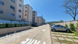 Image 10 - 888052