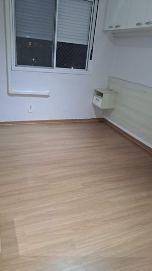 Image 9 - 888069