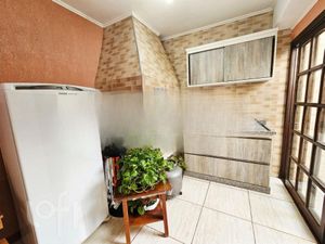 Image 9 - 888071