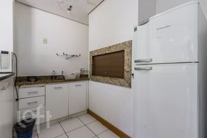 Image 22 - 888072