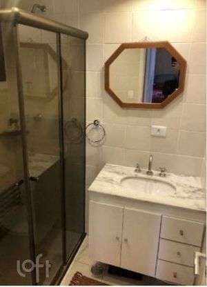 Image 9 - 888080