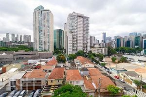 Image 37 - 888087