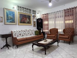 Image 19 - 888091