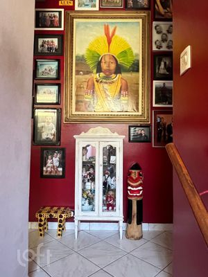 Image 6 - 888091
