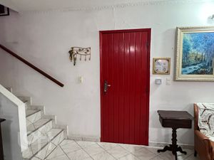 Image 3 - 888091