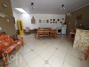 Image 26 - 888096