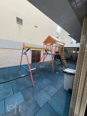 Image 9 - 888103