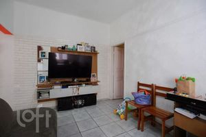 Image 1 - 888104