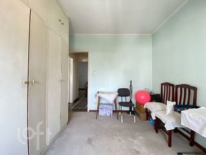 Image 10 - 888105
