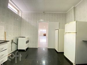 Image 16 - 888105