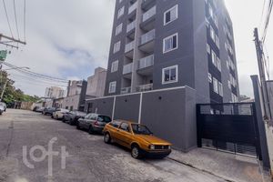 Image 32 - 888106