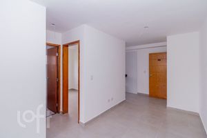Image 1 - 888106