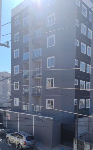 Image 4 - 888106
