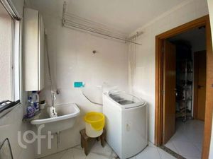 Image 17 - 888113