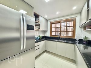 Image 21 - 888114