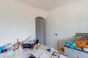 Image 9 - 888125