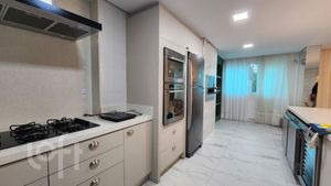 Image 34 - 888129