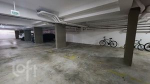 Image 22 - 888129