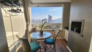 Image 8 - 888129