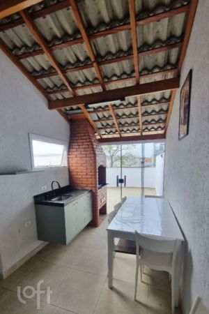Image 11 - 888131
