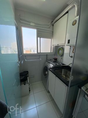 Image 6 - 888136