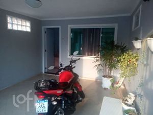 Image 8 - 888137