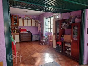 Image 21 - 888138