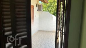Image 30 - 888140